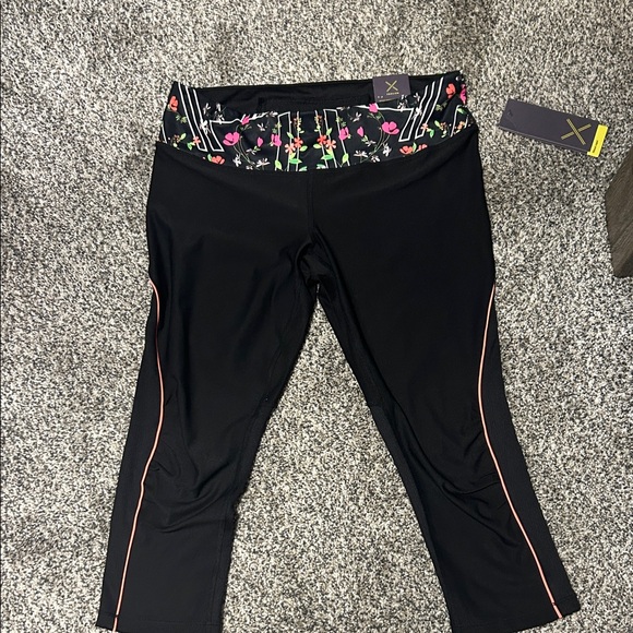 Xersion Black Leggings with Floral Waistband - Picture 1 of 6